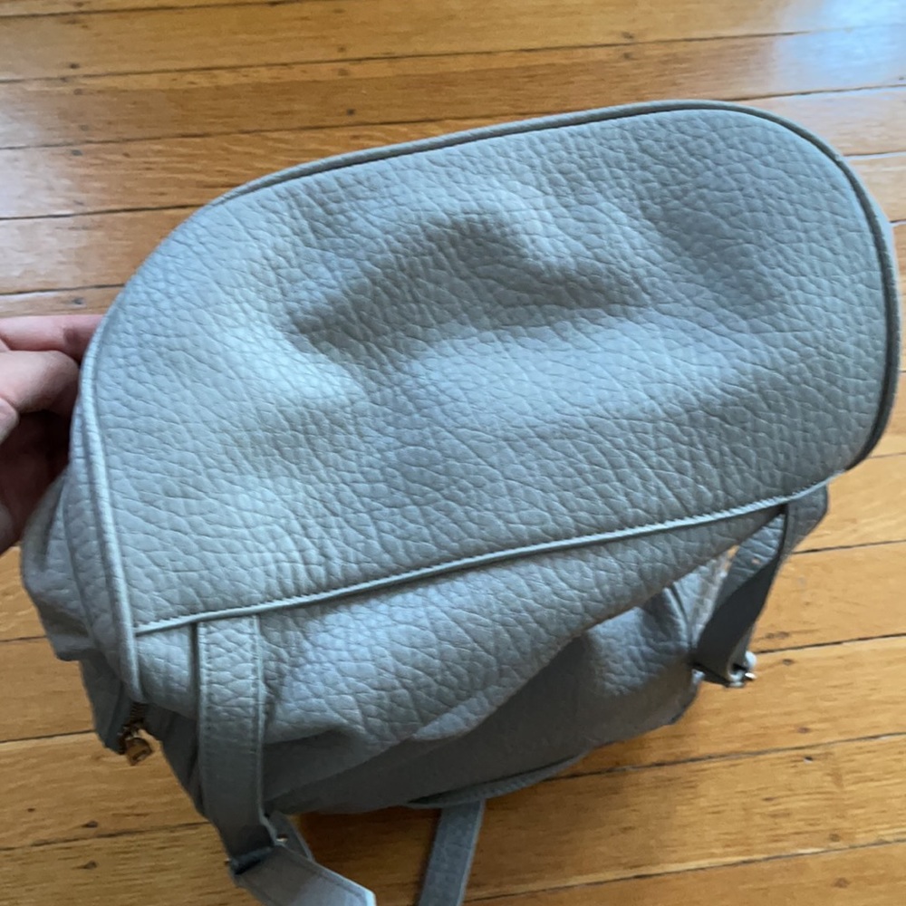 Fringe Gray Backpack - Picture 4 of 4